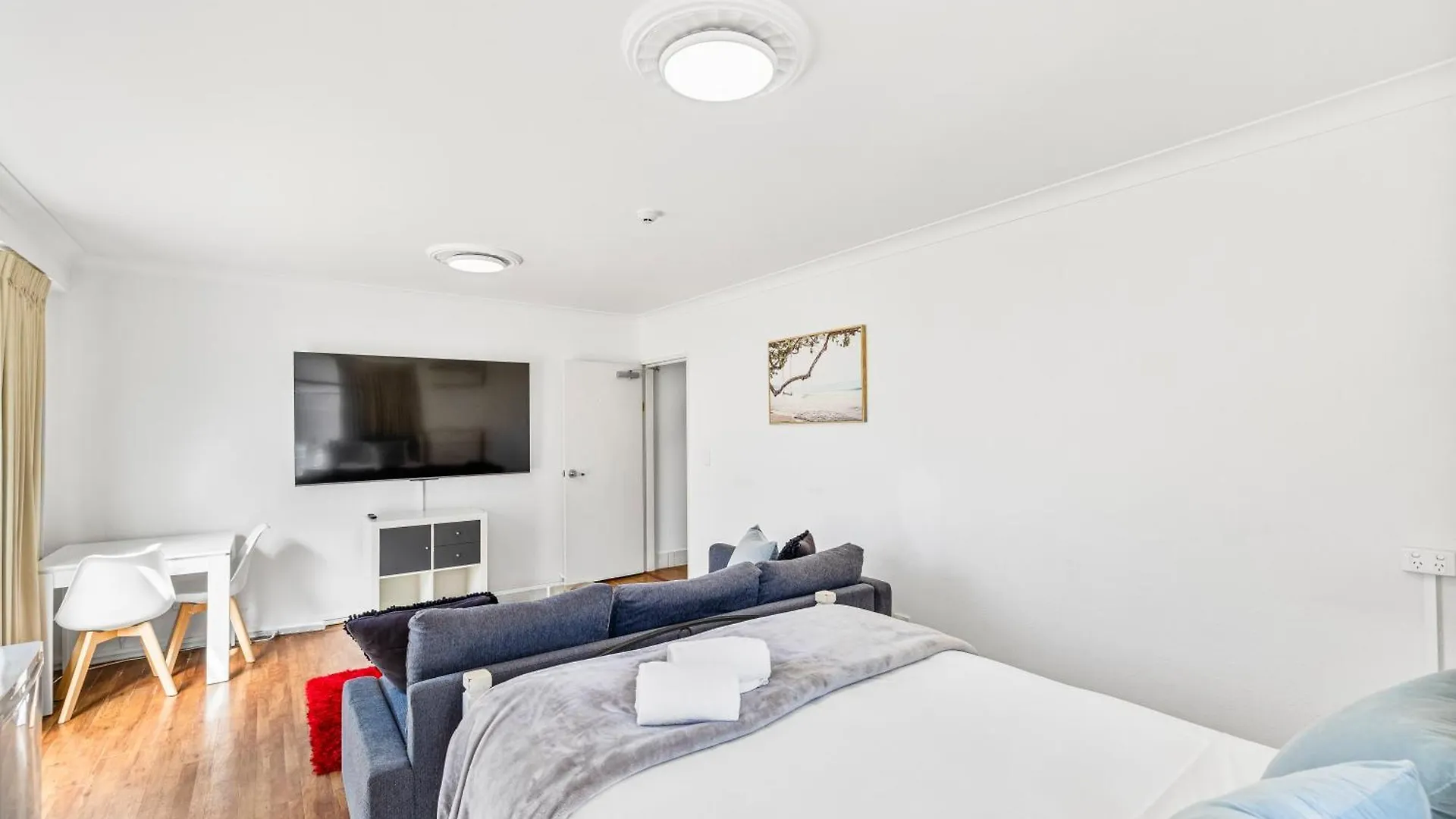 Caloundra Affordable Beachside Studio